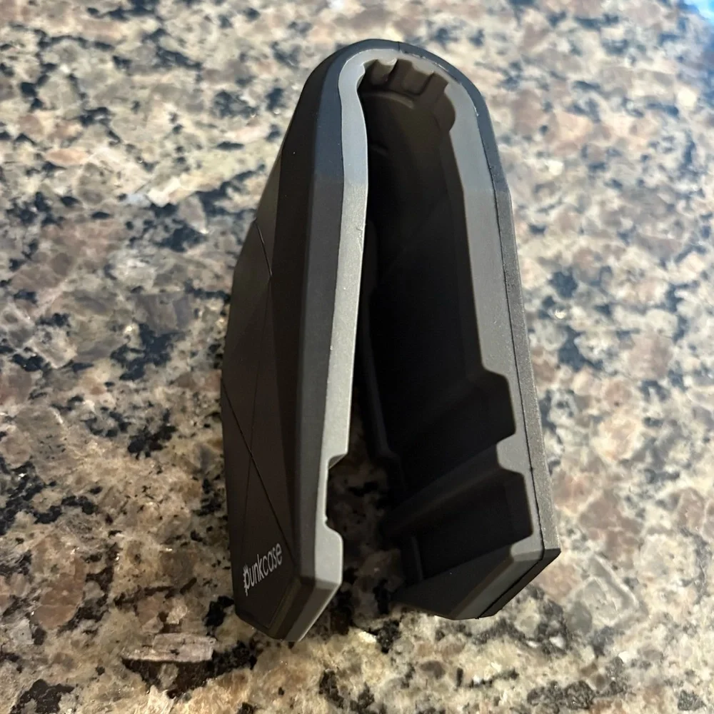 NIB Punkcase Alligator Clip for Smartphones